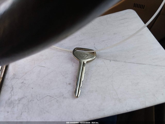 2004 TOYOTA CAMRY 4T1BE32K04U316244 Photo 10