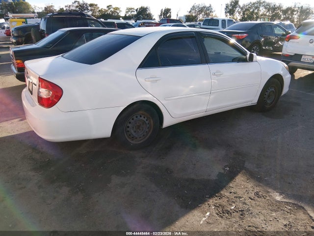 2004 TOYOTA CAMRY 4T1BE32K04U316244 Photo 3