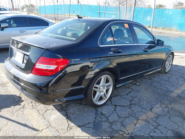 Aukcja sprzedaży 2012 Mercedes-benz C 250 Sport, vin: WDDGF4HB7CR210806, numer aukcji: 44448468