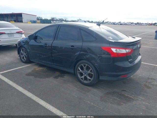 Ford FOCUS SE 2014 1FADP3F23EL357952 Image 3