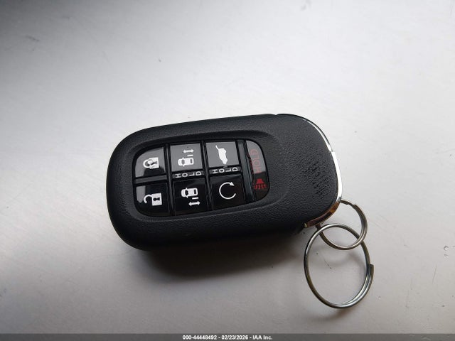 5FNRL6H82TB022924 Honda Odyssey Touring