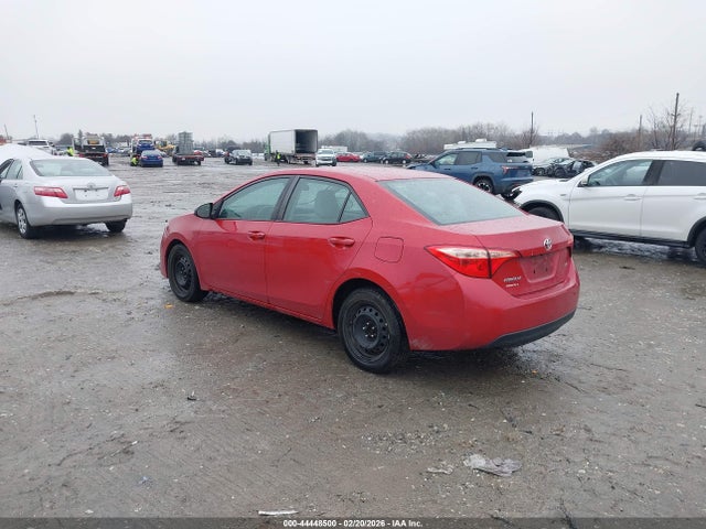 2018 TOYOTA COROLLA 2T1BURHEXJC023911 Photo 2