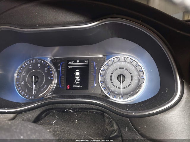 Продаж на аукціоні авто 2016 Chrysler 200 Limited, vin: 1C3CCCAB3GN105641, номер лоту: 44448502