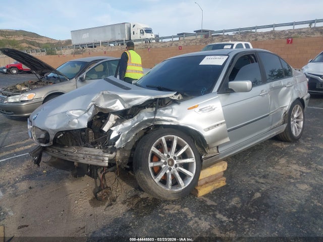 44448503 :رقم المزاد ، WBAEV33443KL85012 vin ، 2003 Bmw 325i مزاد بيع