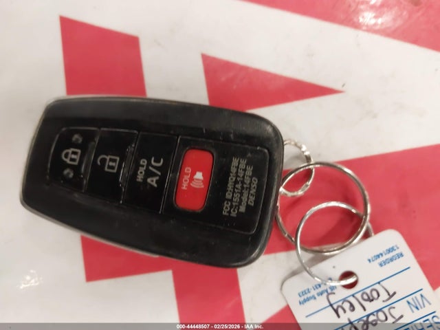 2020 TOYOTA PRIUS PRIME JTDKARFP8L3136989 Photo 10