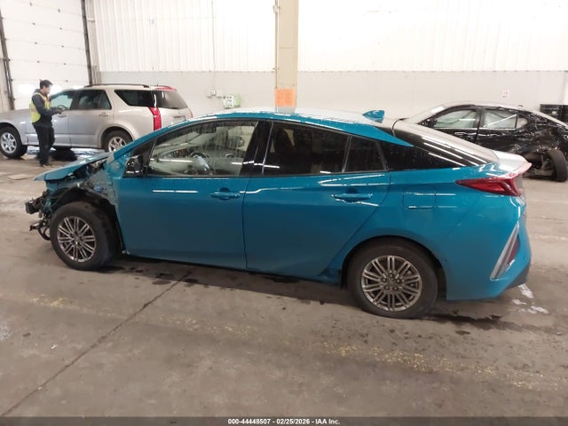 Toyota Prius Prime Limited 2020 JTDKARFP8L3136989 Image 15