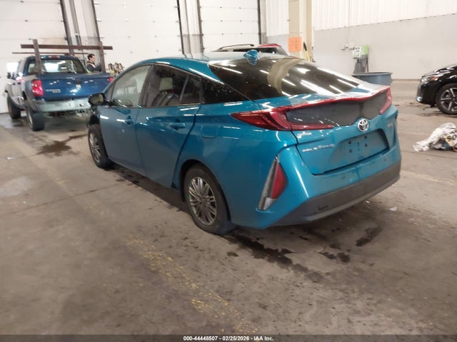 2020 TOYOTA PRIUS PRIME JTDKARFP8L3136989 Photo 2