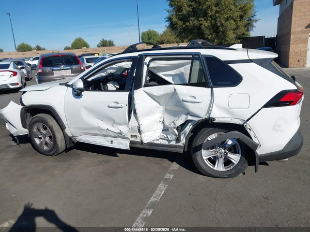 Toyota Rav4 Xle 2022 2T3W1RFV1NC177353 Image 6