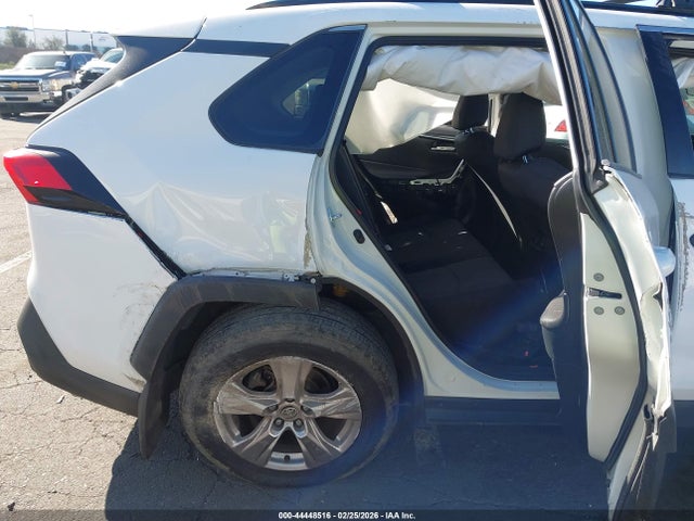 Toyota Rav4 Xle 2022 2T3W1RFV1NC177353 Image 8