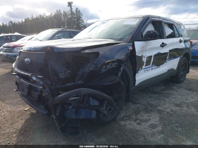 Ford Police Interceptor Utility 2020 1FM5K8AB3LGA97975 Image 2
