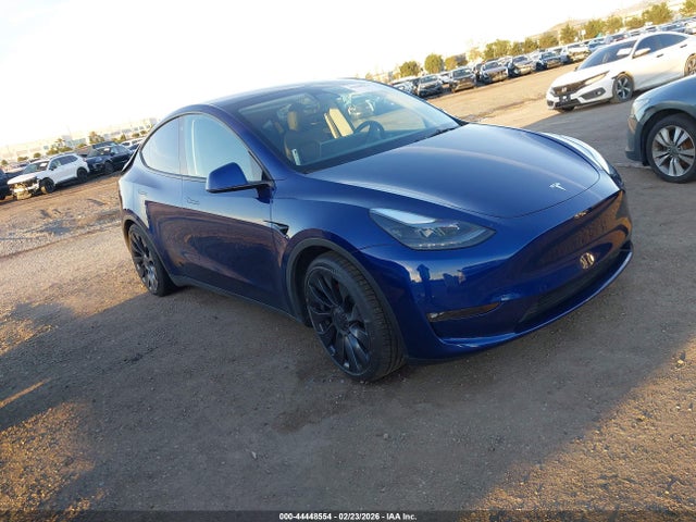 2023 TESLA MODEL Y 7SAYGDEF2PF752011 Photo 0