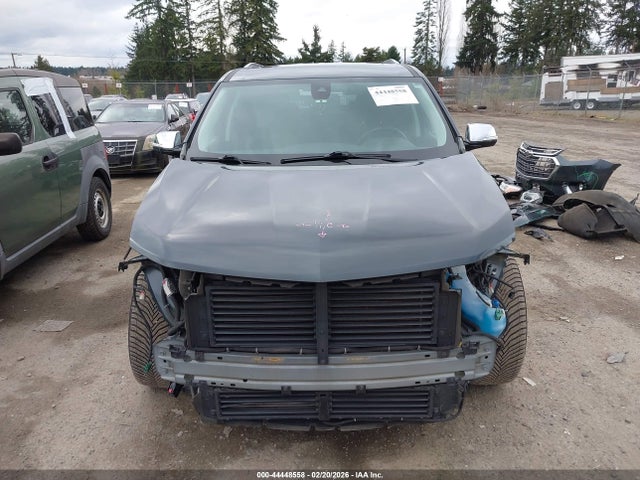 1GNEVJKW3JJ219455 Chevrolet Traverse Premier