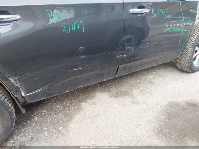 1GNEVJKW3JJ219455 Chevrolet Traverse Premier