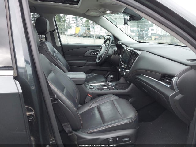 1GNEVJKW3JJ219455 Chevrolet Traverse Premier