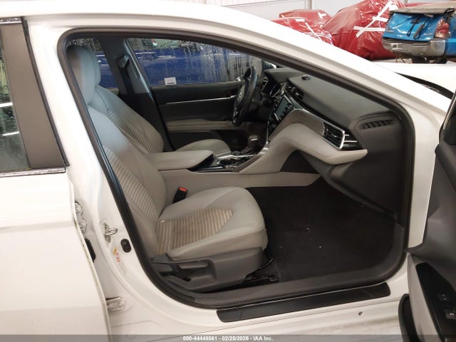 Toyota CAMRY SE 2018 4T1B11HK9JU645947 Image 5
