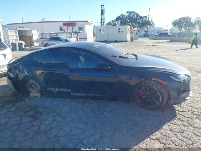 Продажа на аукционе авто 2023 Tesla Model S Plaid Tri Motor All-wheel Drive, vin: 5YJSA1E60PF516394, номер лота: 44448566