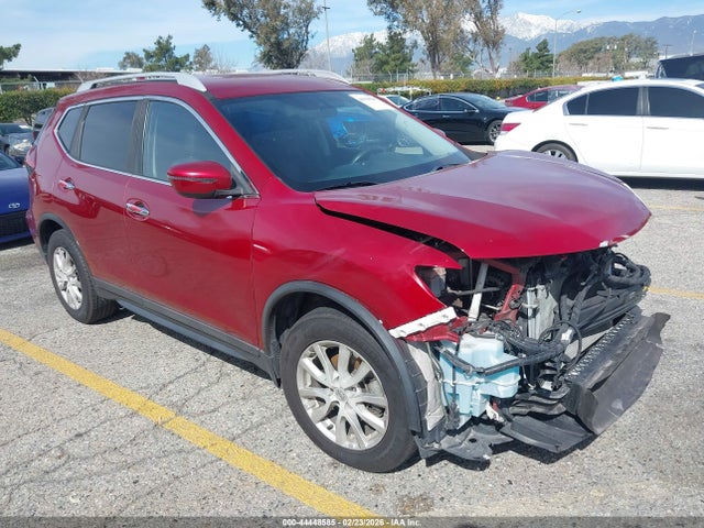 5N1AT2MT1JC806193 Nissan ROGUE SV