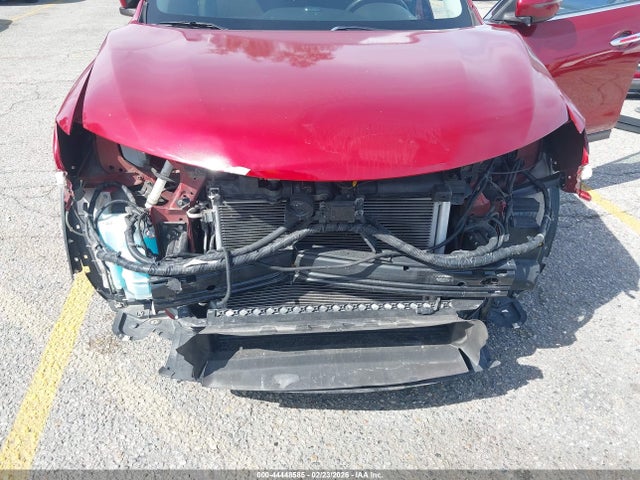5N1AT2MT1JC806193 Nissan ROGUE SV