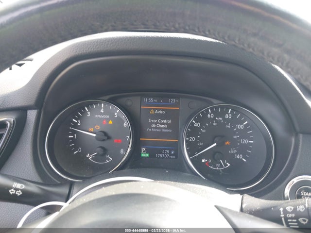 5N1AT2MT1JC806193 Nissan ROGUE SV