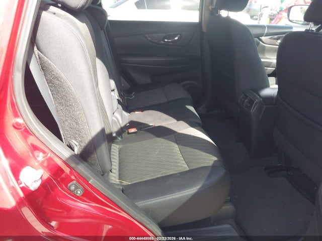 5N1AT2MT1JC806193 Nissan ROGUE SV