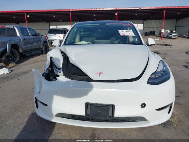 Продаж на аукціоні авто 2021 Tesla Model Y Long Range Dual Motor All-wheel Drive, vin: 5YJYGDEE0MF140471, номер лоту: 44448590