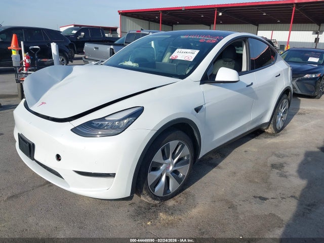 2021 TESLA MODEL Y 5YJYGDEE0MF140471 Photo 1