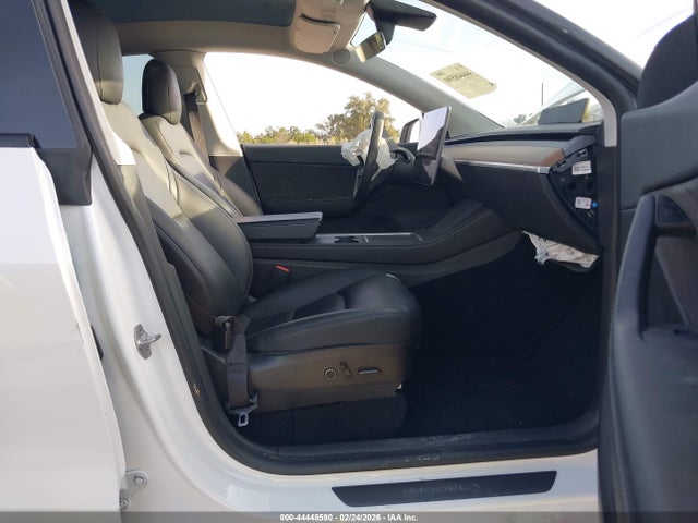2021 TESLA MODEL Y 5YJYGDEE0MF140471 Photo 4