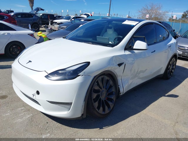 2023 TESLA MODEL Y 7SAYGDEF6PF789854 Photo 1