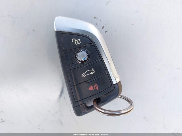 2018 BMW X1 WBXHU7C30J5L07200 Photo 10