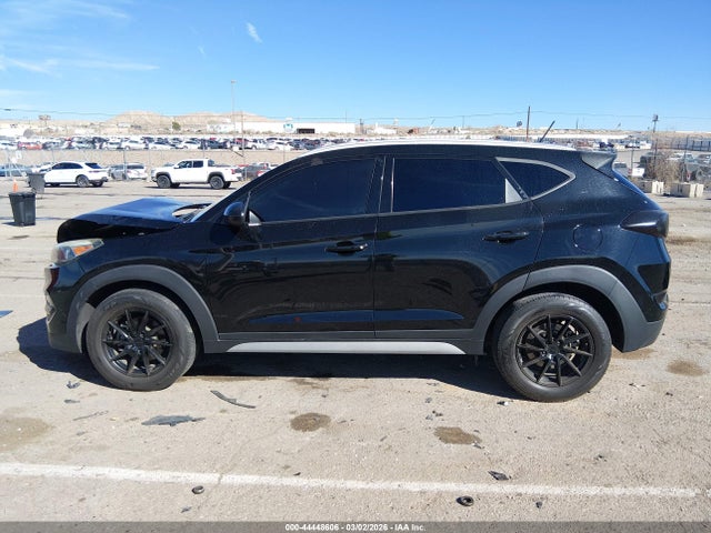 2017 Hyundai Tucson Se მანქანა იყიდება აუქციონზე, vin: KM8J33A47HU541349, აუქციონის ნომერი: 44448606