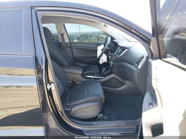 2017 Hyundai Tucson Se მანქანა იყიდება აუქციონზე, vin: KM8J33A47HU541349, აუქციონის ნომერი: 44448606