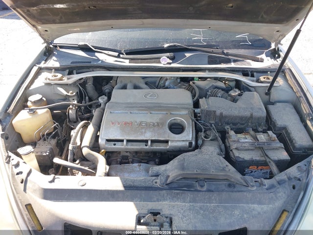 44448608 :رقم المزاد ، JTHBF30G836010958 vin ، 2003 Lexus Es 300 مزاد بيع