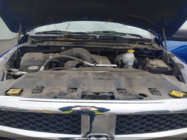 44448619 :رقم المزاد ، 1C6RR7FT4KS532261 vin ، 2019 Ram 1500 Classic St مزاد بيع
