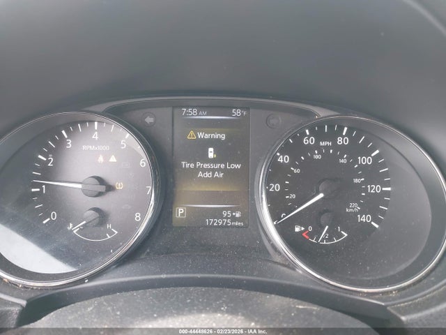 JN1BJ1CP9JW164515 Nissan Rogue Sport Sv