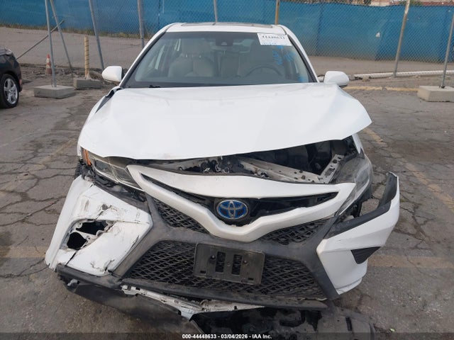 4T1B21HK7KU011664 Toyota Camry Hybrid Se
