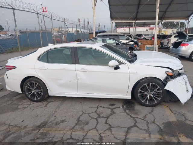 4T1B21HK7KU011664 Toyota Camry Hybrid Se
