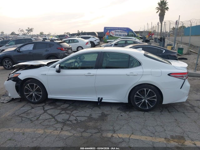 4T1B21HK7KU011664 Toyota Camry Hybrid Se