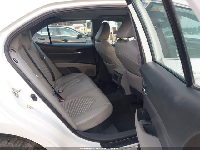 4T1B21HK7KU011664 Toyota Camry Hybrid Se