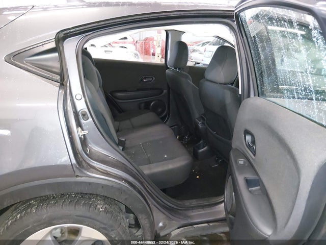 3CZRU6H33KG715750 Honda HR-V LX