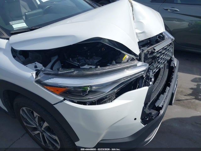 Toyota Corolla Cross Xle 2022 7MUDAAAG2NV020731 Image 18