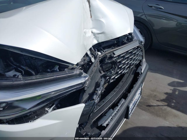 Toyota Corolla Cross Xle 2022 7MUDAAAG2NV020731 Image 6