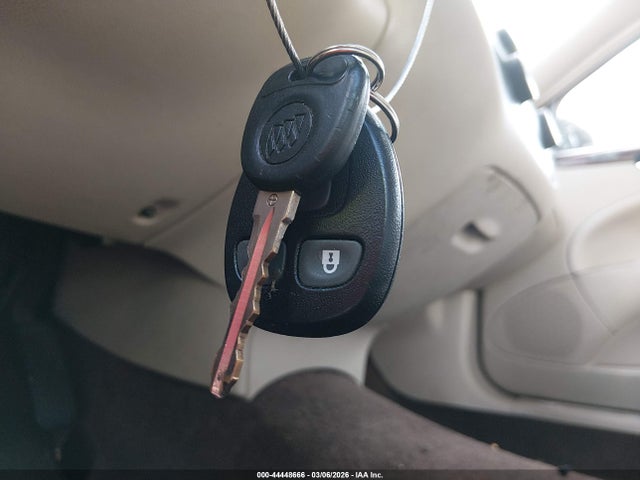 44448666 :رقم المزاد ، 1G4HD57218U133751 vin ، 2008 Buick Lucerne Cxl مزاد بيع