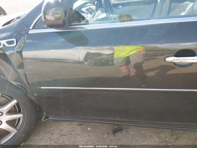 44448666 :رقم المزاد ، 1G4HD57218U133751 vin ، 2008 Buick Lucerne Cxl مزاد بيع