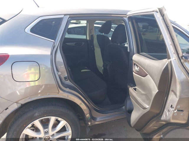 44448675 :رقم المزاد ، JN1BJ1AV0MW568924 vin ، 2021 Nissan Rogue Sport S Fwd Xtronic Cvt مزاد بيع