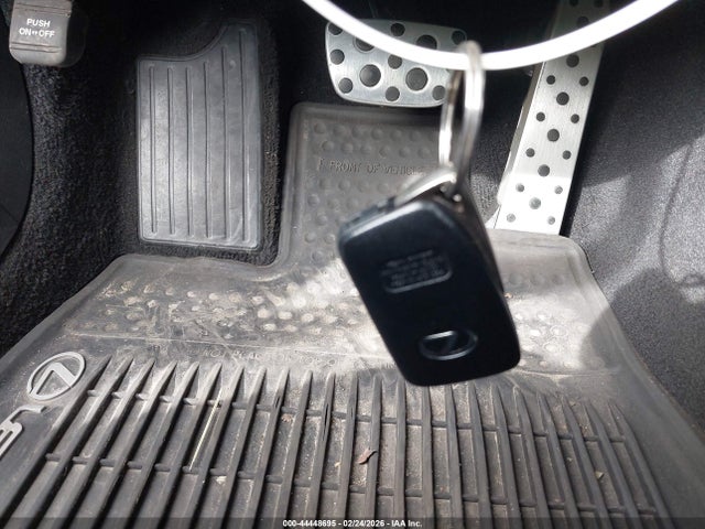 Продажа на аукционе авто 2015 Lexus Is 250, vin: JTHBF1D22F5079934, номер лота: 44448695