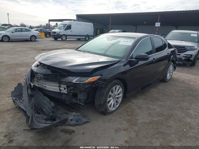 4T1C11AK5LU946071 Toyota CAMRY LE