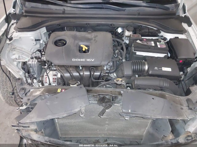5NPD84LFXJH385637 Hyundai ELANTRA SEL