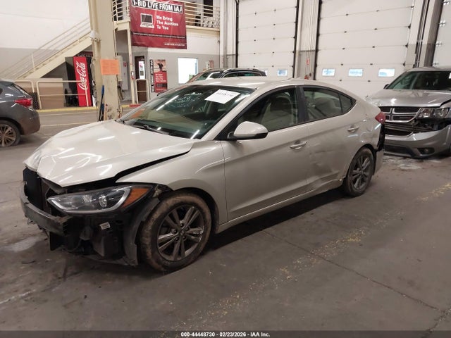 5NPD84LFXJH385637 Hyundai ELANTRA SEL