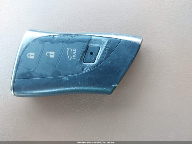 44448744 :رقم المزاد ، 58ADA1C10PU028378 vin ، 2023 Lexus Es 300h مزاد بيع