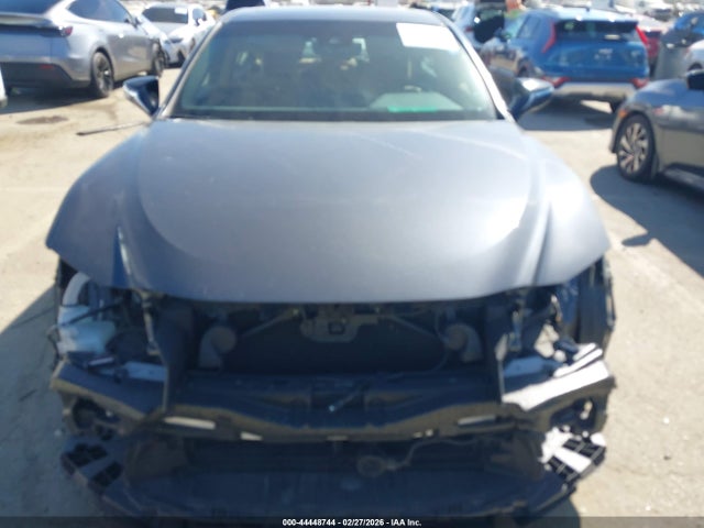 44448744 :رقم المزاد ، 58ADA1C10PU028378 vin ، 2023 Lexus Es 300h مزاد بيع